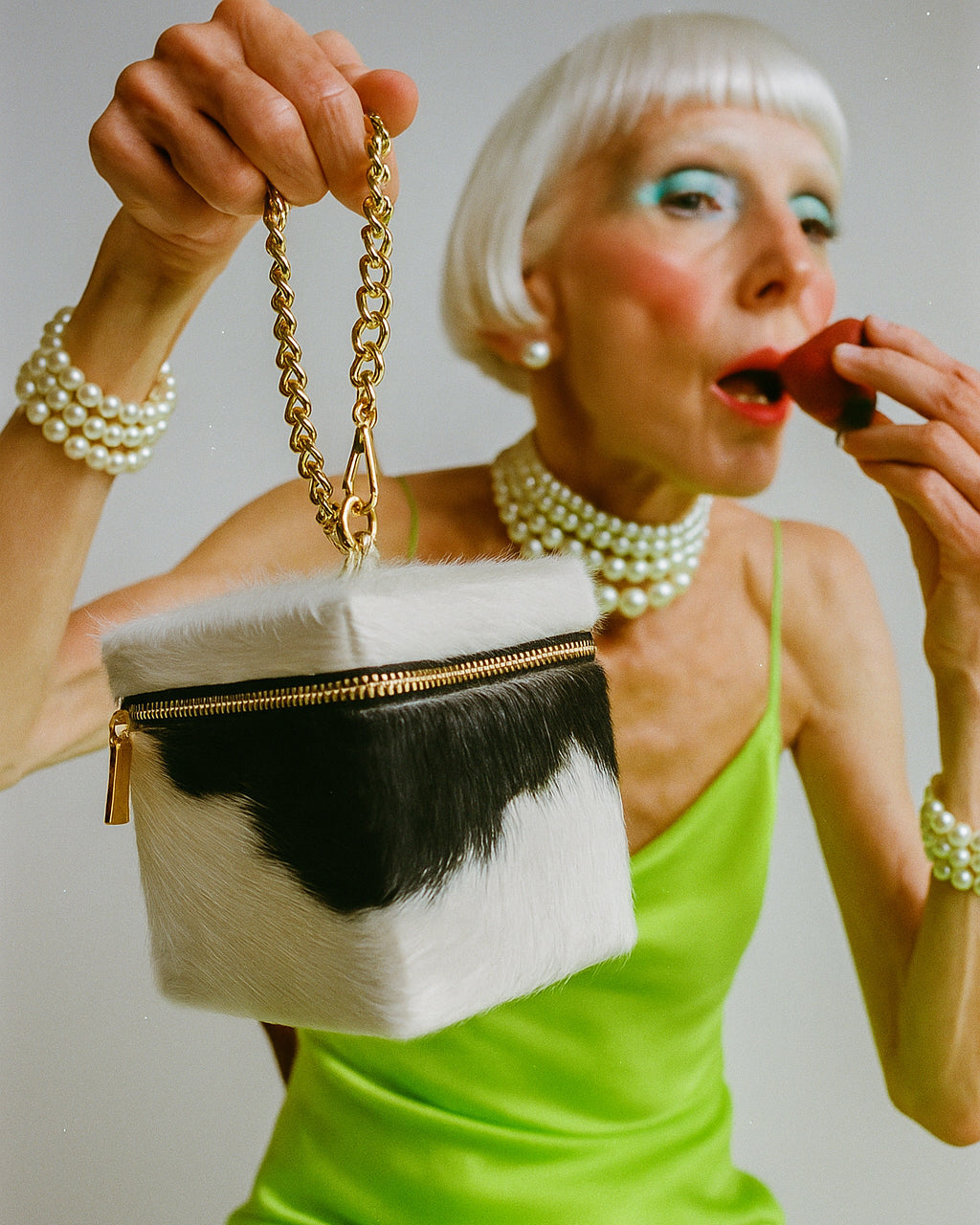 COW PIXEL BAG - PIEL DE VACA