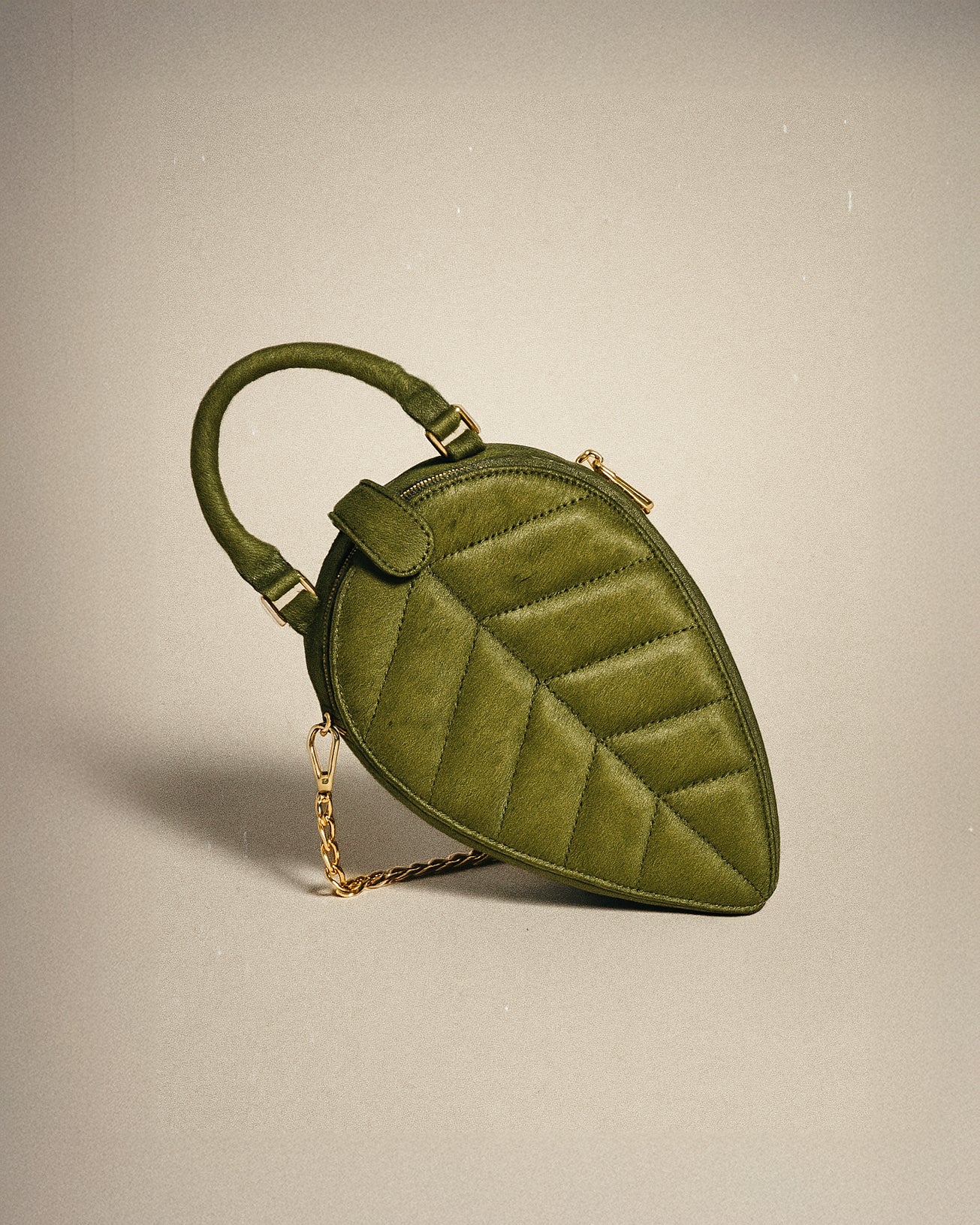 LEAF BAG • PIEL DE VACA